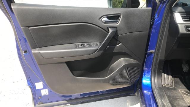 Renault Captur image 6