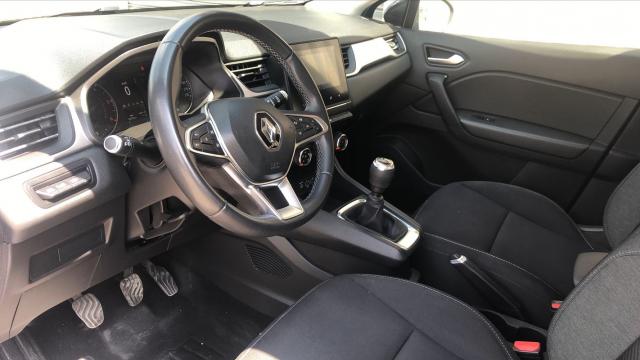 Renault Captur image 8