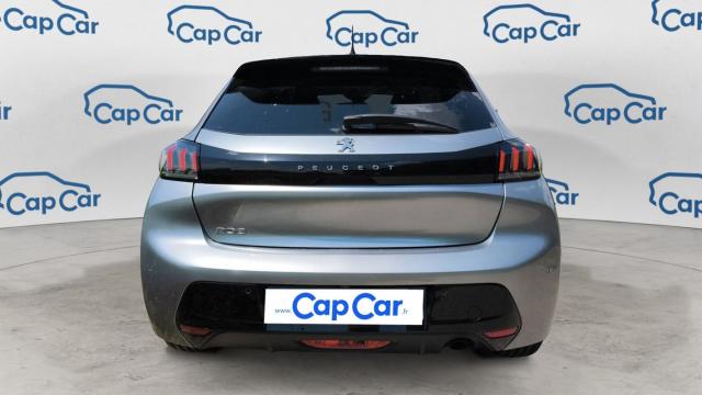 Peugeot 208 image 5