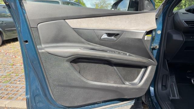 Peugeot 3008 image 1
