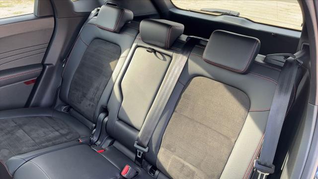 Ford Kuga image 4