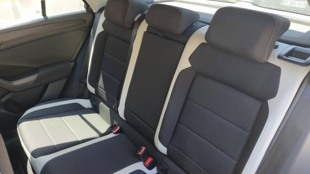 Volkswagen T-Roc image 5