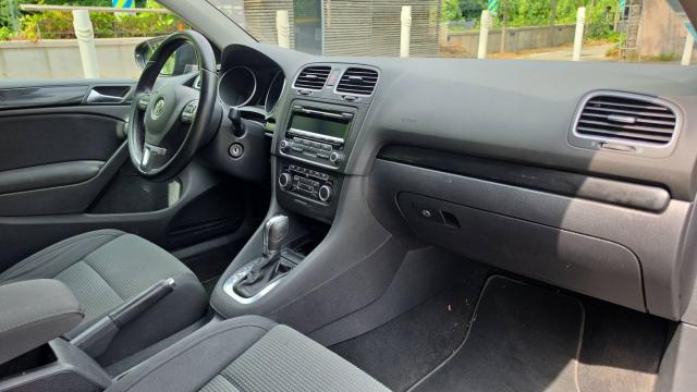 Volkswagen Golf image 8
