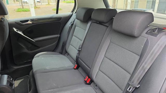 Volkswagen Golf image 6