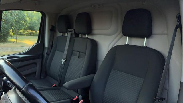 Ford Transit Custom Fourgon image 2