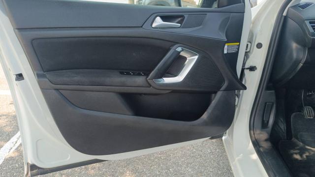 Peugeot 308 image 7