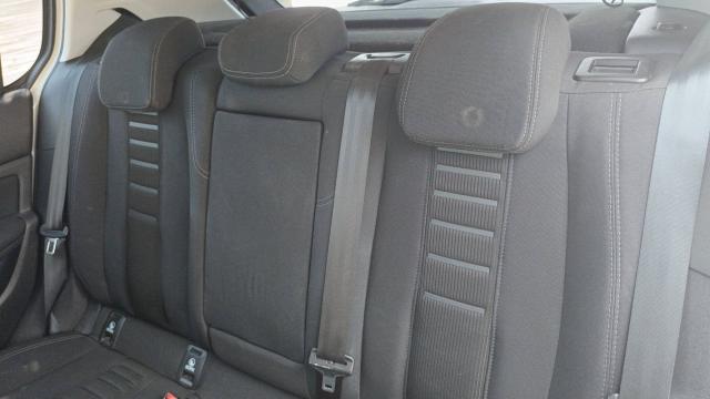 Peugeot 308 image 2