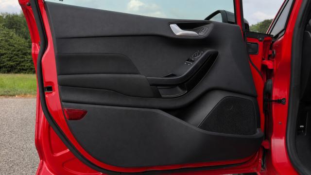 Ford Fiesta image 5
