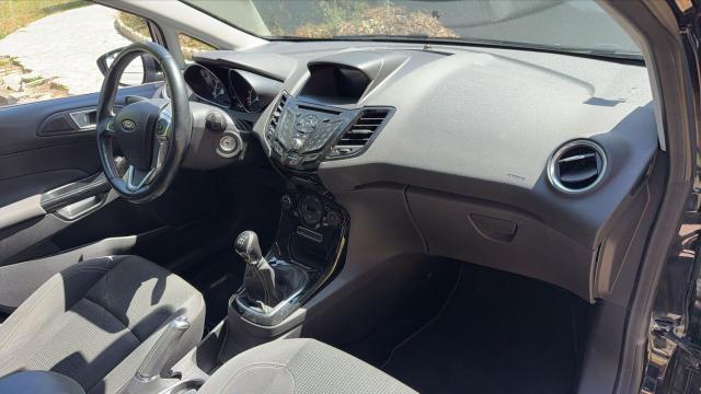 Ford Fiesta image 4