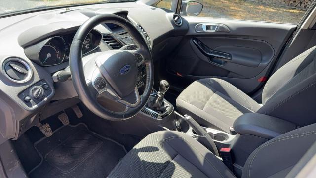 Ford Fiesta image 7