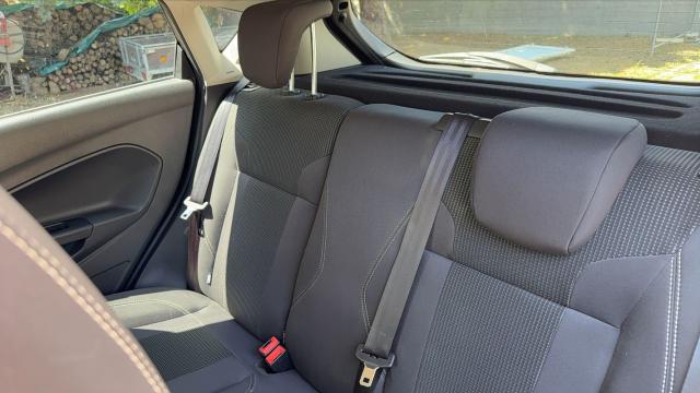 Ford Fiesta image 5