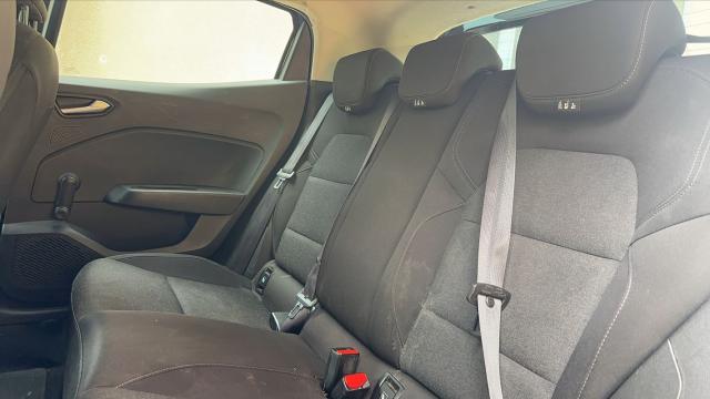 Renault Clio image 3