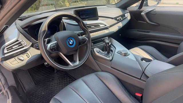 Bmw I8 image 5
