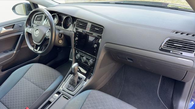 Volkswagen Golf image 7