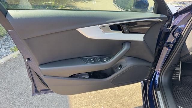 Audi A4 image 6