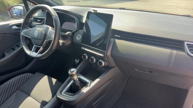 Renault Clio image 8