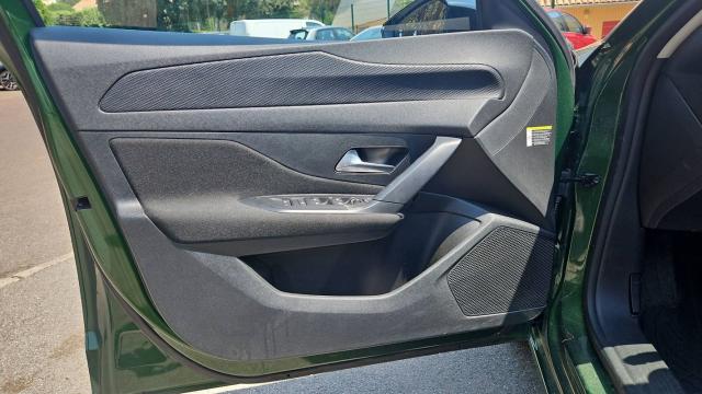 Peugeot 308 image 6