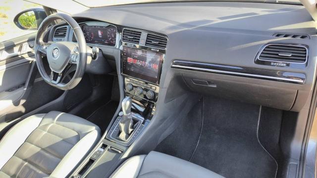Volkswagen Golf image 8