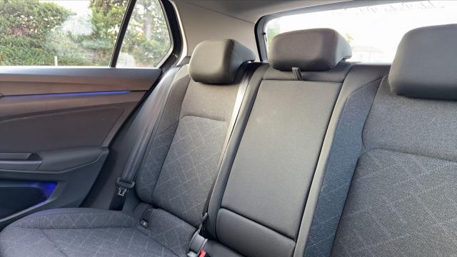 Volkswagen Golf image 4