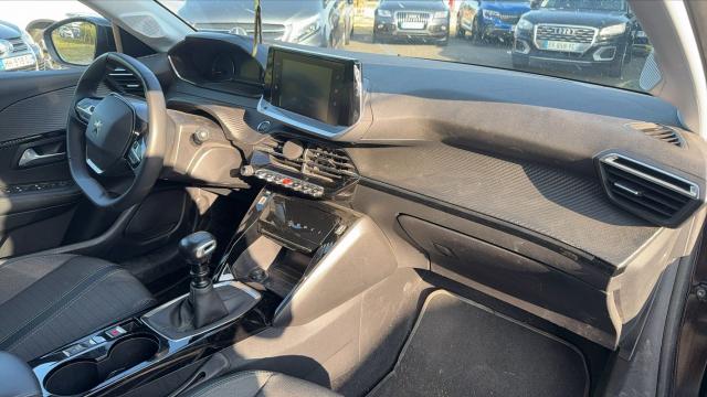 Peugeot 208 image 6