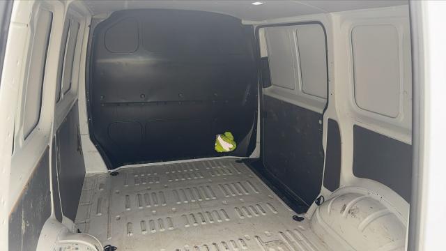 Volkswagen Transporter image 9
