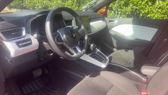 Renault Clio image 2