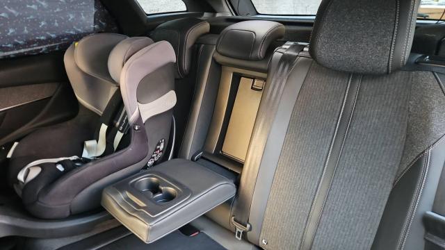 Peugeot 3008 image 3