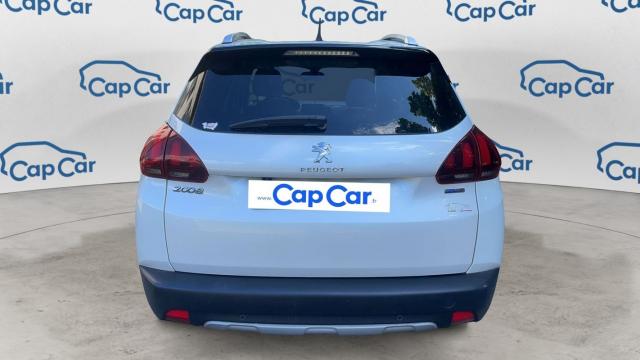 Peugeot 2008 image 8