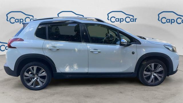 Peugeot 2008 image 2