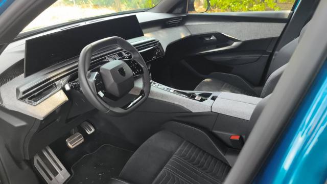 Peugeot 3008 image 2