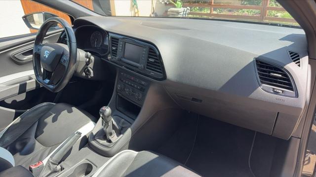 Seat Leon image 8