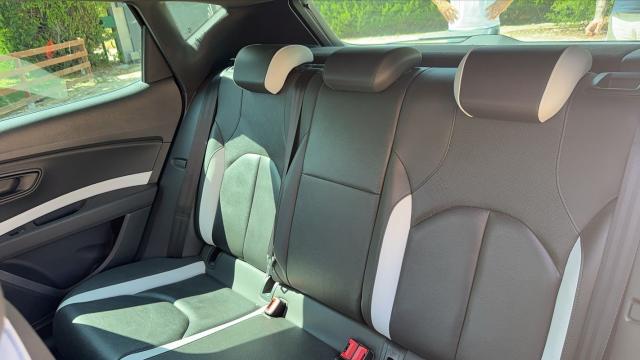 Seat Leon image 2