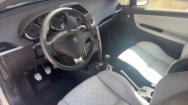 Peugeot 207 Cc image 2