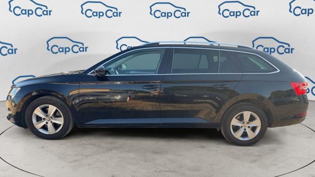 Skoda Superb Combi image 4