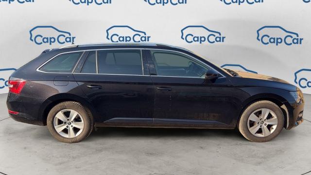 Skoda Superb Combi image 1