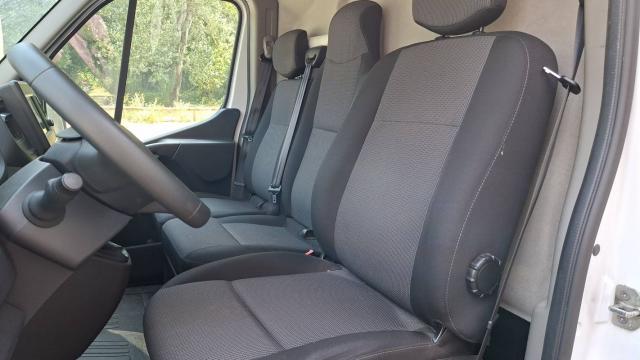Renault Master image 4