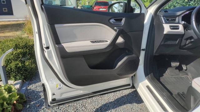 Renault Captur image 8