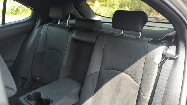 Lexus Ux image 9