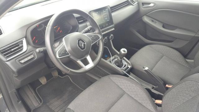 Renault Clio image 8