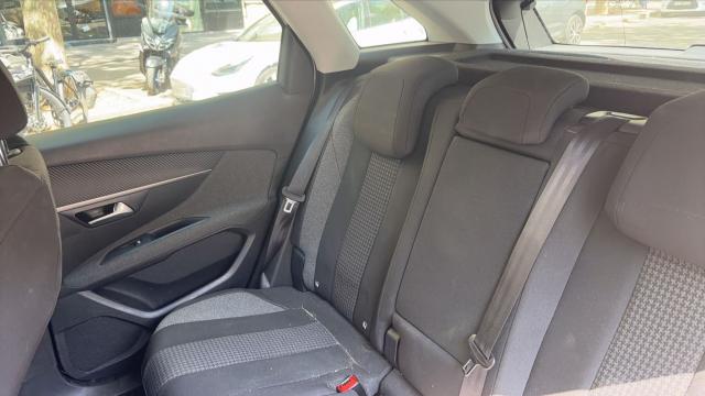 Peugeot 3008 image 3