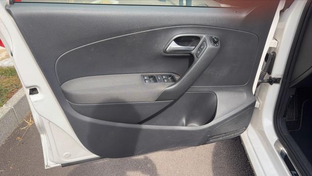 Volkswagen Polo image 2