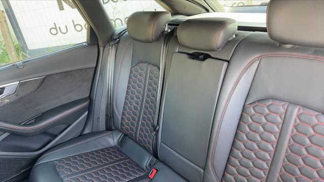 Audi Rs4 Avant image 8