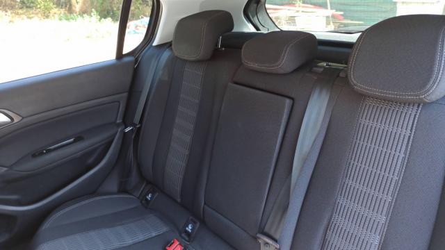 Peugeot 308 image 6