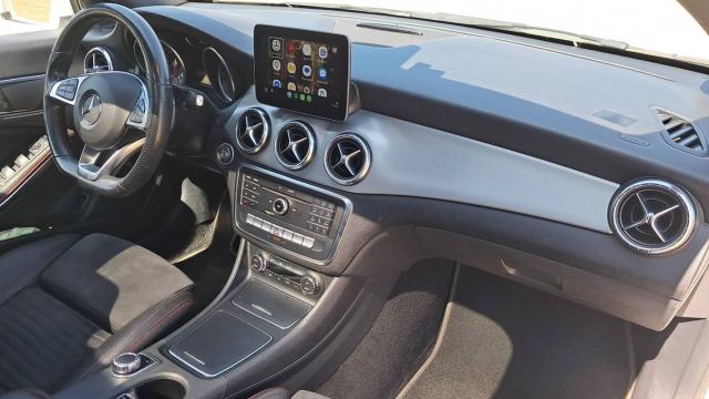 Mercedes Benz Cla Shooting Brake image 9