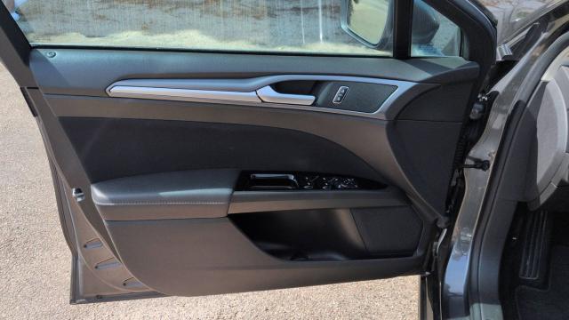 Ford Mondeo image 6