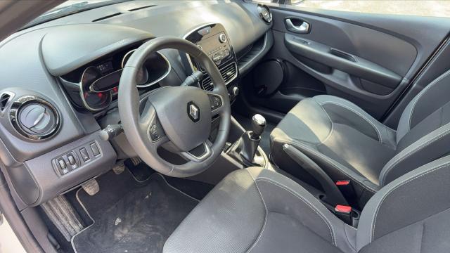 Renault Clio image 8