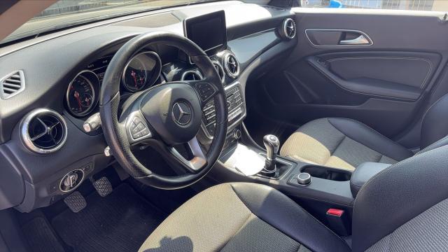 Mercedes Benz Cla Shooting Brake image 5