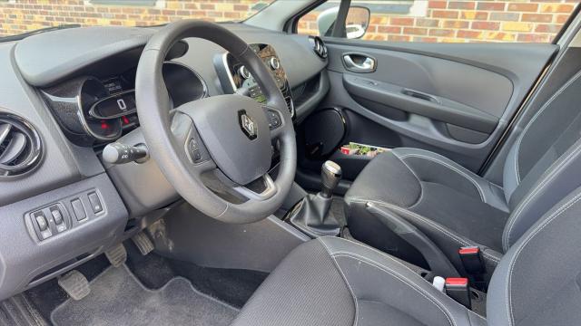 Renault Clio image 8
