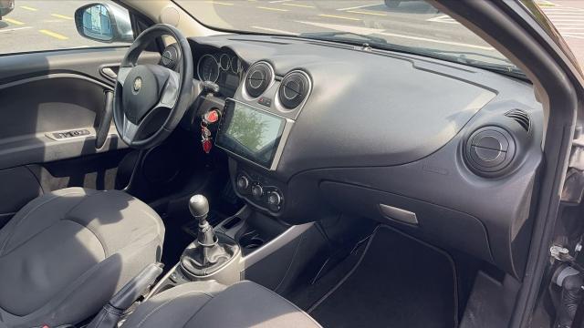 Alfa Romeo Mito image 5