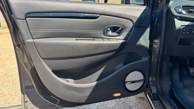 Renault Scénic image 9